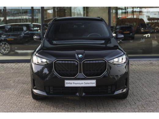 BMW X3 30e xDrive M Sport Automaat / Panoramadak / Trekhaak / Sportstoelen / Adaptief onderstel / Stoelv... ActivLease financial lease