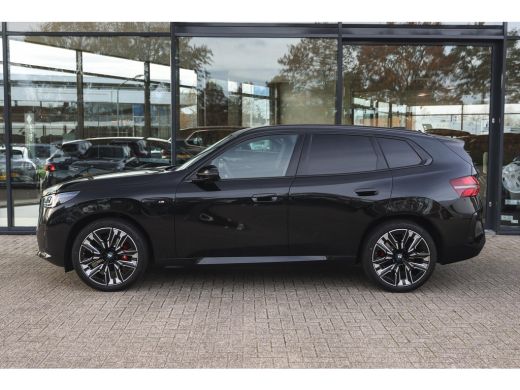 BMW X3 30e xDrive M Sport Automaat / Panoramadak / Trekhaak / Sportstoelen / Adaptief onderstel / Stoelv... ActivLease financial lease