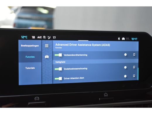 Citroën &euml;-C4 Business 156pk Extended range 54 kWh 156pk DEMO-DEAL! | Navigatie | Stoelverwarming | Voorruitver... ActivLease financial lease