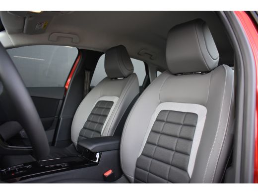 Citroën &euml;-C4 Business 156pk Extended range 54 kWh 156pk DEMO-DEAL! | Navigatie | Stoelverwarming | Voorruitver... ActivLease financial lease
