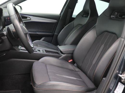 CUPRA Formentor 1.4 e-Hybrid VZ Performance 245PK DSG Pano-Schuifdak, SOH 90%, Trekhaak, Side Assist, Keyless, Ac... ActivLease financial lease