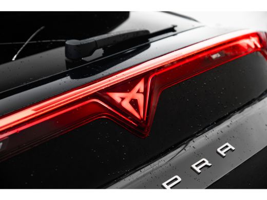 CUPRA Terramar 1.5 TSI e-Hybrid 272pk VZ Performance | Trekhaak | Sennheiser | 360 Camera | 20" | Stoelen Elektr... ActivLease financial lease