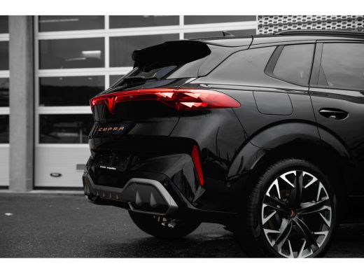 CUPRA Terramar 1.5 TSI e-Hybrid 272pk VZ Performance | Trekhaak | Sennheiser | 360 Camera | 20" | Stoelen Elektr... ActivLease financial lease