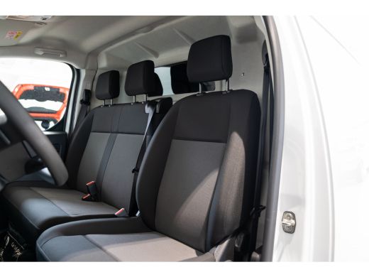 Fiat E-Scudo L3 75 kWh | Laadruimte pakket | Apple Carplay & Android Auto | Camera | Parkeersensoren | Lichtme... ActivLease financial lease