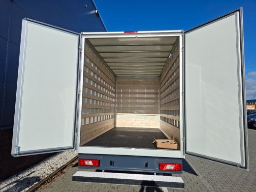 Ford E-Transit 350 L4 H1 Trend 68 kWh Bakwagen ActivLease financial lease