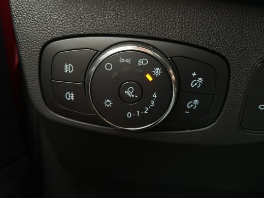 Ford Focus 1.0 EcoBoost Hybrid ST Line X | Pano | Adapt. Cruise | Trekhaak | Blis | Apple Carplay | 18'' ActivLease financial lease