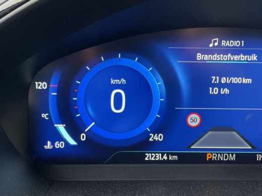 Ford Focus 1.0 EcoBoost Hybrid ST Line X | Pano | Adapt. Cruise | Trekhaak | Blis | Apple Carplay | 18'' ActivLease financial lease