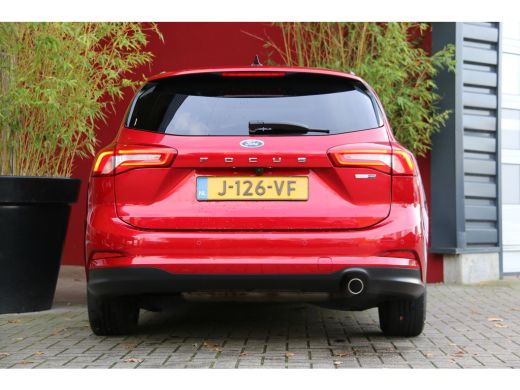 Ford Focus 1.0 EcoBoost Hybrid Titanium X Business | 155pk | Pano | Trekhaak | B&O | Adapt. Cruise | AGR sto... ActivLease financial lease