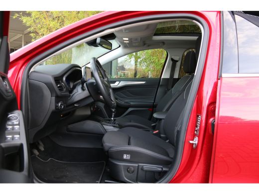 Ford Focus 1.0 EcoBoost Hybrid Titanium X Business | 155pk | Pano | Trekhaak | B&O | Adapt. Cruise | AGR sto... ActivLease financial lease