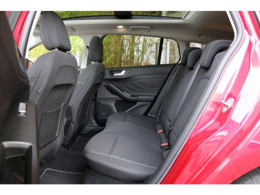 Ford Focus 1.0 EcoBoost Hybrid Titanium X Business | 155pk | Pano | Trekhaak | B&O | Adapt. Cruise | AGR sto... ActivLease financial lease