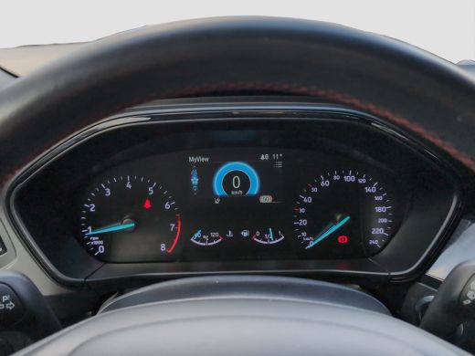 Ford Focus 1.0 ST Line | Trekhaak | Pano | Cruise Control | Carplay | Climate Control ActivLease financial lease