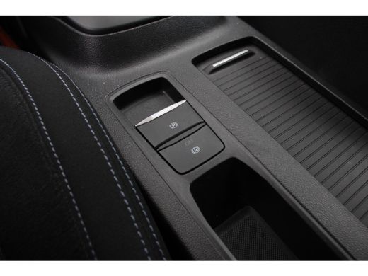 Ford Focus 1.0EB Active Business | NL-AUTO! | 1E EIGENAAR! | CAMERA | TREKHAAK | DEALER OH! | NAVI | PARK SE... ActivLease financial lease