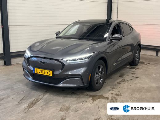 Ford Mustang Mach-E Mach-E RWD 75 kWh | NL-AUTO! | 1E EIGENAAR! | TREKHAAK | CAMERA | PARK SENS V+A | ADAPTIVE CRUISE...