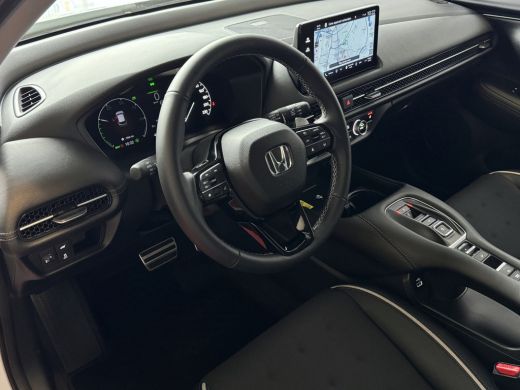Honda ZR-V 2.0 e:HEV 184PK SPORT STOELVERW CAMERA CARPLAY ELEK.STOEL PDC ActivLease financial lease