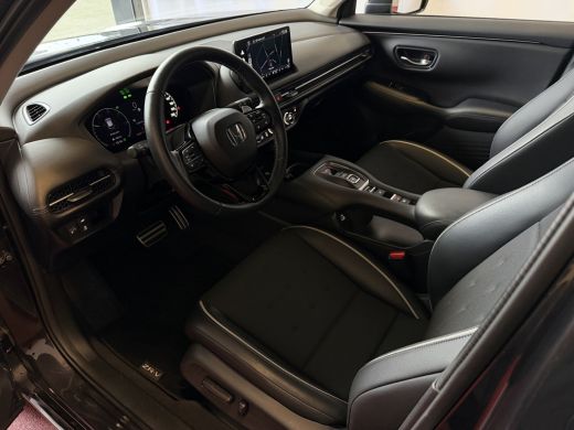 Honda ZR-V 2.0 e:HEV 184PK SPORT STOELVERW CAMERA CARPLAY ELEK.STOEL PDC ActivLease financial lease