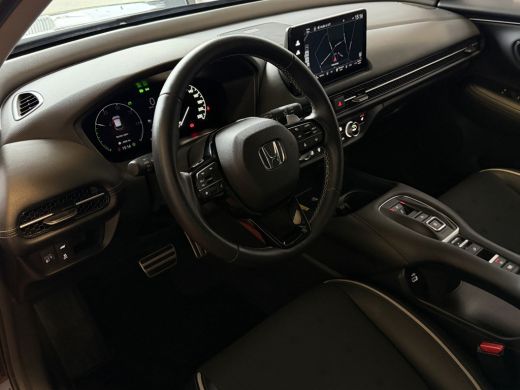 Honda ZR-V 2.0 e:HEV 184PK SPORT STOELVERW CAMERA CARPLAY ELEK.STOEL PDC ActivLease financial lease