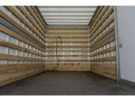 Iveco Daily 35C18 | NW Model | Bakwagen met Laadklep | Automaat | LED | Navi | 3.5T Trekhaak | Climate | Crui... ActivLease financial lease