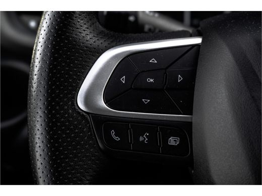 Iveco Daily 35C18 | NW Model | Bakwagen met Laadklep | Automaat | LED | Navi | 3.5T Trekhaak | Climate | Crui... ActivLease financial lease