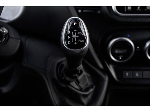 Iveco Daily 35C18 | NW Model | Bakwagen met Laadklep | Automaat | LED | Navi | 3.5T Trekhaak | Climate | Crui... ActivLease financial lease