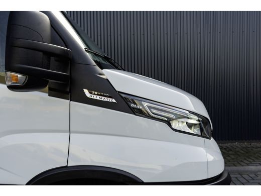 Iveco Daily 35C18 | NW Model | Bakwagen met Laadklep | Automaat | LED | Navi | 3.5T Trekhaak | Climate | Crui... ActivLease financial lease