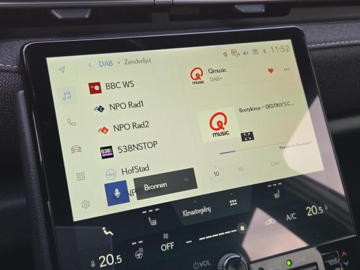 Lexus LBX Elegant 2WD | Apple CarPlay | Parkeersensoren | Stuur/Stoelverwarming | Rijklaarprijs incl. garan... ActivLease financial lease