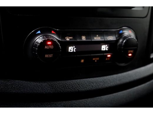 Mercedes-Benz Vito 114 CDI 136pk RWD Compact 9G Automaat Navi/Camera/Achterklep 04-2022 ActivLease financial lease