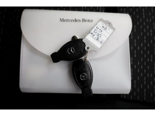 Mercedes-Benz Vito 114 CDI 136pk RWD Compact 9G Automaat Navi/Camera/Achterklep 04-2022 ActivLease financial lease