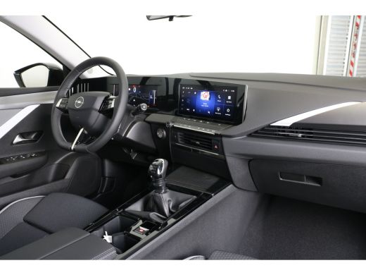 Opel Astra Sports Tourer 1.2 Turbo 110 Business Edition | Navi | Clima | Adaptive Cruise | Stoel- & Stuurver... ActivLease financial lease