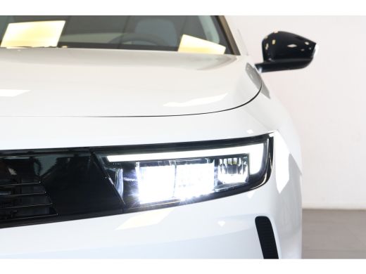 Opel Astra Sports Tourer 1.2 Turbo 110 Business Edition | Navi | Clima | Adaptive Cruise | Stoel- & Stuurver... ActivLease financial lease