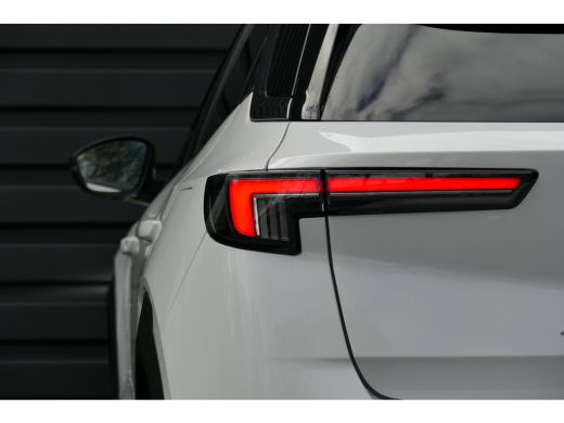 Opel Mokka 1.2 TURBO 130PK ULTIMATE AUTOMAAT / NAVI /ALCANTARA / CLIMA / PDC / 18"LMV / CAMERA / KEYLESS / F... ActivLease financial lease