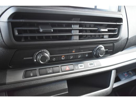 Opel Vivaro-e L3 75 kWh DEMO-DEAL! | Navigatie by App | Dodehoek-Detectie | Achteruitrijcamera | Parkeersensore... ActivLease financial lease