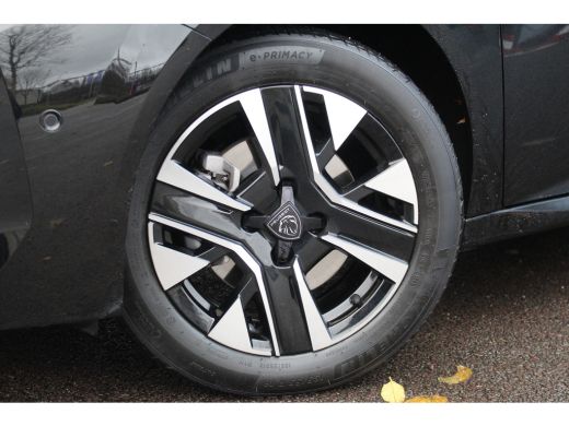 Peugeot 208 1.2 Hybrid 110 e-DCS6 Allure | Camera V+A | Navi | Cruise | Carplay | Dodehoek Sens. | LMV 16" | ... ActivLease financial lease