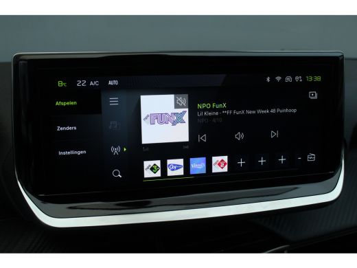 Peugeot 208 1.2 Hybrid 110 e-DCS6 Allure | Camera V+A | Navi | Cruise | Carplay | Dodehoek Sens. | LMV 16" | ... ActivLease financial lease