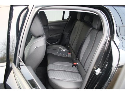 Peugeot 208 1.2 Hybrid 110 e-DCS6 Allure | Camera V+A | Navi | Cruise | Carplay | Dodehoek Sens. | LMV 16" | ... ActivLease financial lease