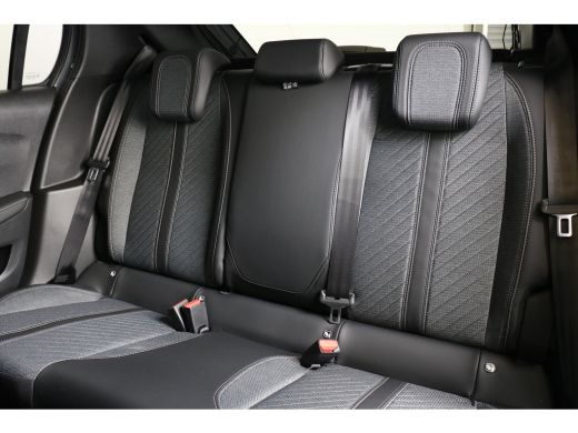 Peugeot 208 1.2 Hybrid 110 e-DCS6 Allure | Navi | Clima | Cruise | Camera V+A | Parkeersensoren V+A | Dodehoe... ActivLease financial lease