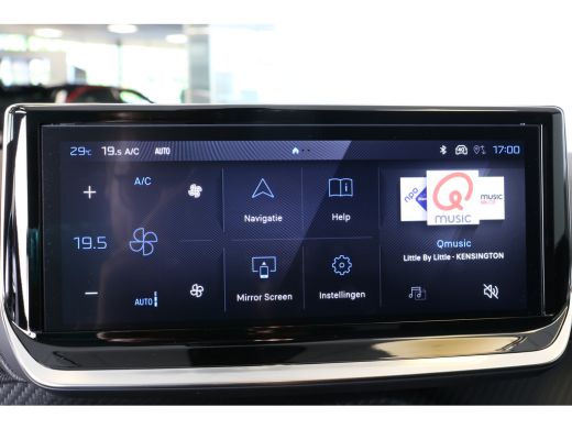 Peugeot 208 1.2 Hybrid 110 e-DCS6 Allure | Navi | Clima | Cruise | Camera V+A | Parkeersensoren V+A | Dodehoe... ActivLease financial lease