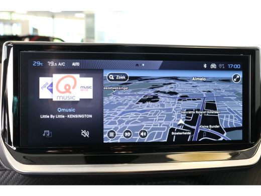 Peugeot 208 1.2 Hybrid 110 e-DCS6 Allure | Navi | Clima | Cruise | Camera V+A | Parkeersensoren V+A | Dodehoe... ActivLease financial lease