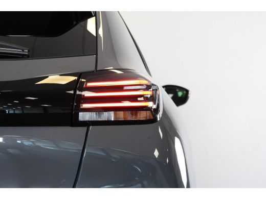 Peugeot 208 1.2 Hybrid 110 e-DCS6 Allure | Navi | Clima | Cruise | Camera V+A | Parkeersensoren V+A | Dodehoe... ActivLease financial lease