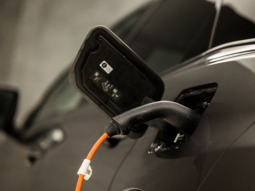 Peugeot 3008 1.6 HYbrid 225 Allure Sport 225Pk Automaat (APPLE CARPLAY, GROOT NAVI, 360 CAMERA, LEDER, SPORTST... ActivLease financial lease