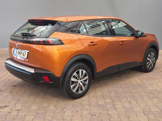 Peugeot e-2008 EV Active 50 kWh Navigatie | Stoelverwarming | Camera | DAB | Climate | 3-Fase! | Airco (automati... ActivLease financial lease