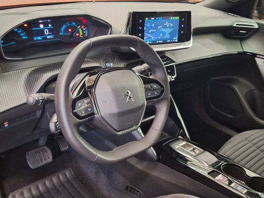 Peugeot e-2008 EV Active 50 kWh Navigatie | Stoelverwarming | Camera | DAB | Climate | 3-Fase! | Airco (automati... ActivLease financial lease