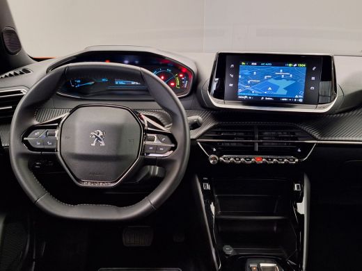 Peugeot e-2008 EV Active 50 kWh Navigatie | Stoelverwarming | Camera | DAB | Climate | 3-Fase! | Airco (automati... ActivLease financial lease