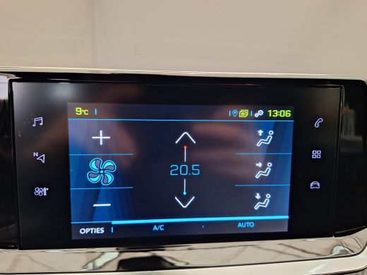 Peugeot e-2008 EV Active 50 kWh Navigatie | Stoelverwarming | Camera | DAB | Climate | 3-Fase! | Airco (automati... ActivLease financial lease