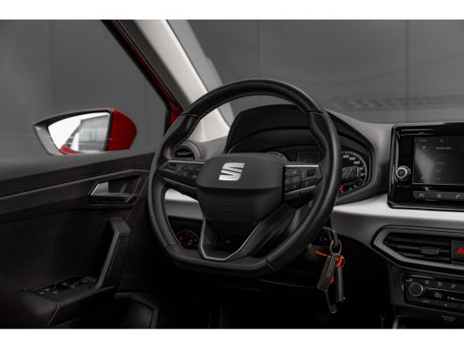 Seat Arona 1.0 TSI Style | Cruise Control | Carplay | Parkeersenor achter | Climate Control ActivLease financial lease