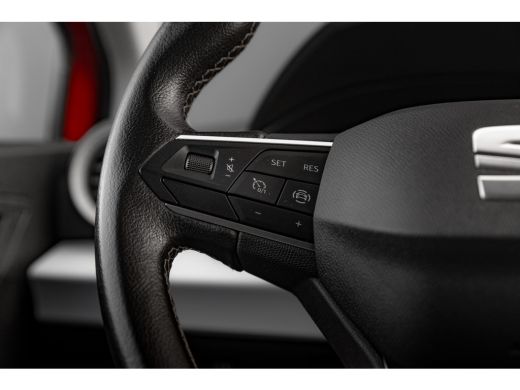 Seat Arona 1.0 TSI Style | Cruise Control | Carplay | Parkeersenor achter | Climate Control ActivLease financial lease