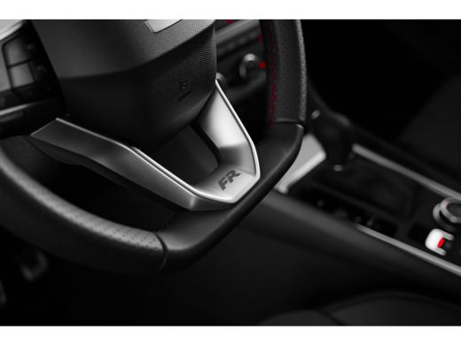 Seat Ateca FR Business Intense | Achteruitrijcamera | Airconditioning automatisch met 2-zone-temperatuurrege... ActivLease financial lease