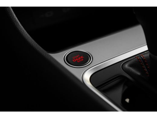 Seat Ateca FR Business Intense | Achteruitrijcamera | Airconditioning automatisch met 2-zone-temperatuurrege... ActivLease financial lease