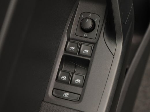 Seat Ibiza 1.0 TSi Style Business Connect | Cruise Control | Climate Control | CarPlay | Stoelverwarming | P... ActivLease financial lease