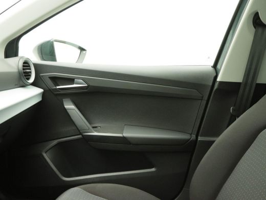 Seat Ibiza 1.0 TSi Style Business Connect | Cruise Control | Climate Control | CarPlay | Stoelverwarming | P... ActivLease financial lease