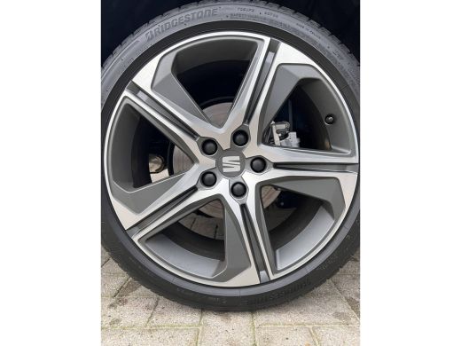 Seat Leon Sportstourer 1.5 TSI e-Hybrid FR Business ActivLease financial lease